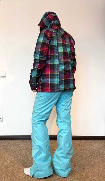 Жіночий яскравий лижний костюм, сноубордичний штани та куртка теплий