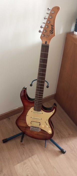Guitarra elétrica Cort G210FT