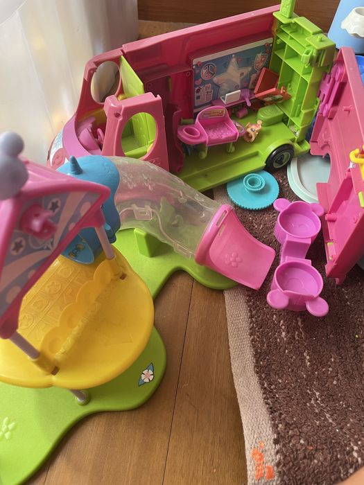 Brinquedos vários da pinypon