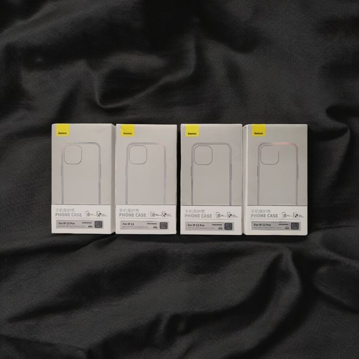 Чехлы для Apple iPhone - для разных моделей.