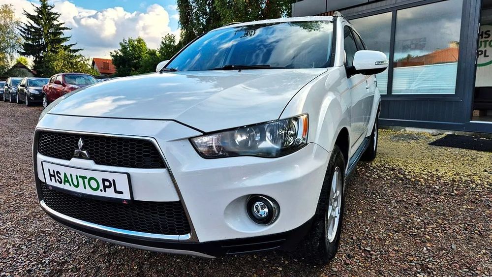 Mitsubishi Outlander BENZYNA * automat * KAMERA * nawigacja * SUPER * okazja * POLECAMY
