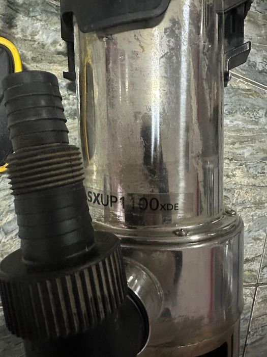 Дренажный насос для грязной воды Stanley 1.1 кВт 16500 л/ч SXUP1100XDE