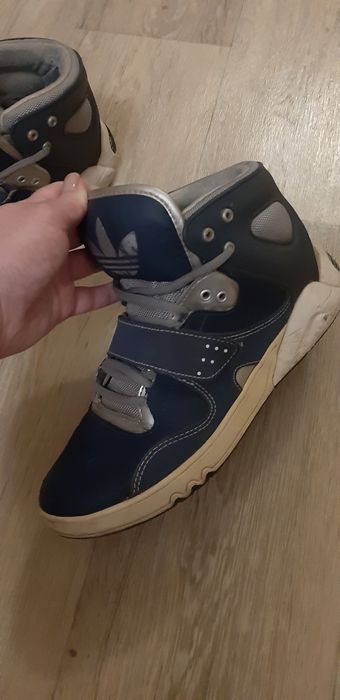 Кросівки Adidas унісекс