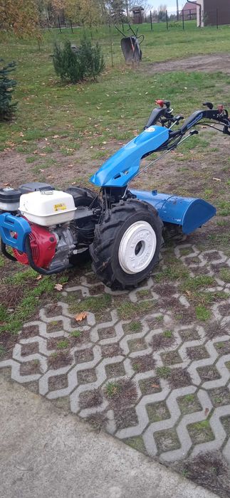 glebogryzarka, orka, pielęgnacja ogrodów.,