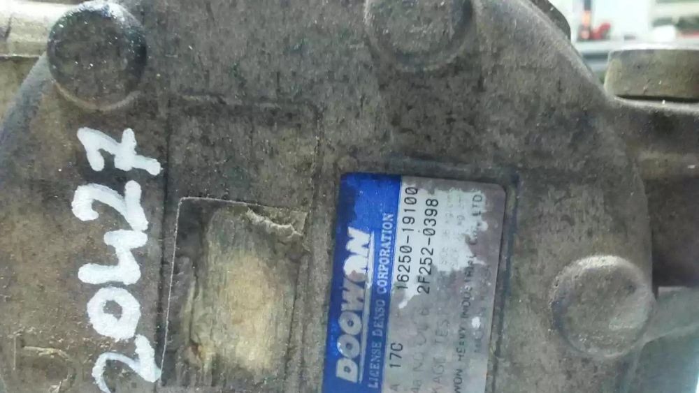 COMPRESSOR AR CONDICIONADO KIA CARENS II LIMUSINA 2002 -2F2520398
