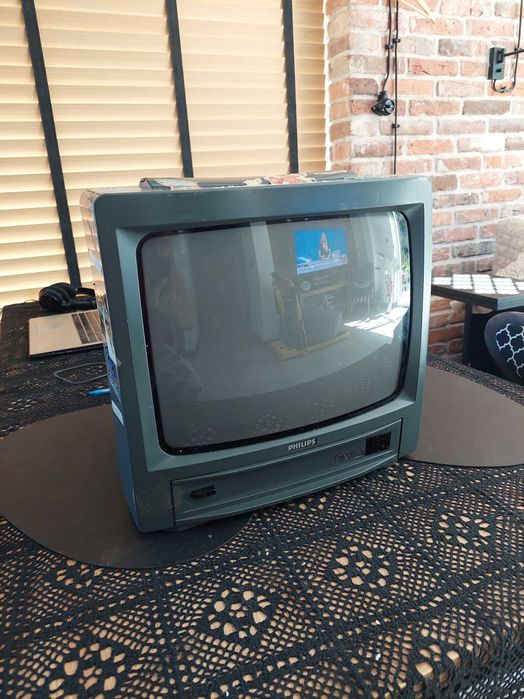 Telewizor PHILIPS 14 cali