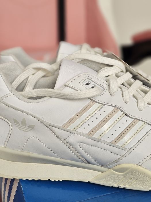 Buty nowe Adidas a.r. trainer Eu 43 ⅓  , cg6465