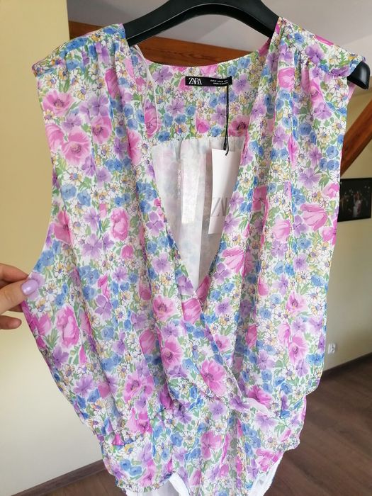 Bluzka body w kwiaty Zara M