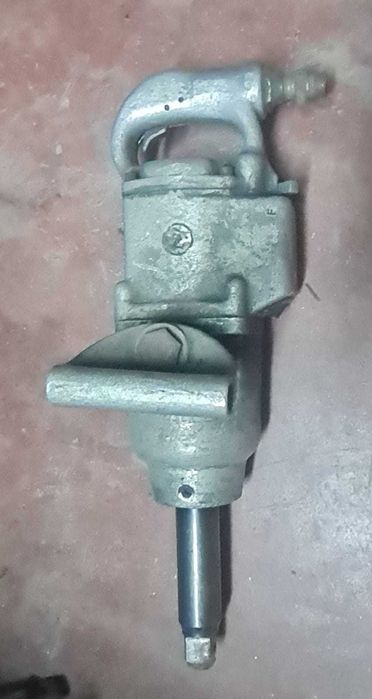 Maquina de desmontar pneus a ar com mangueira