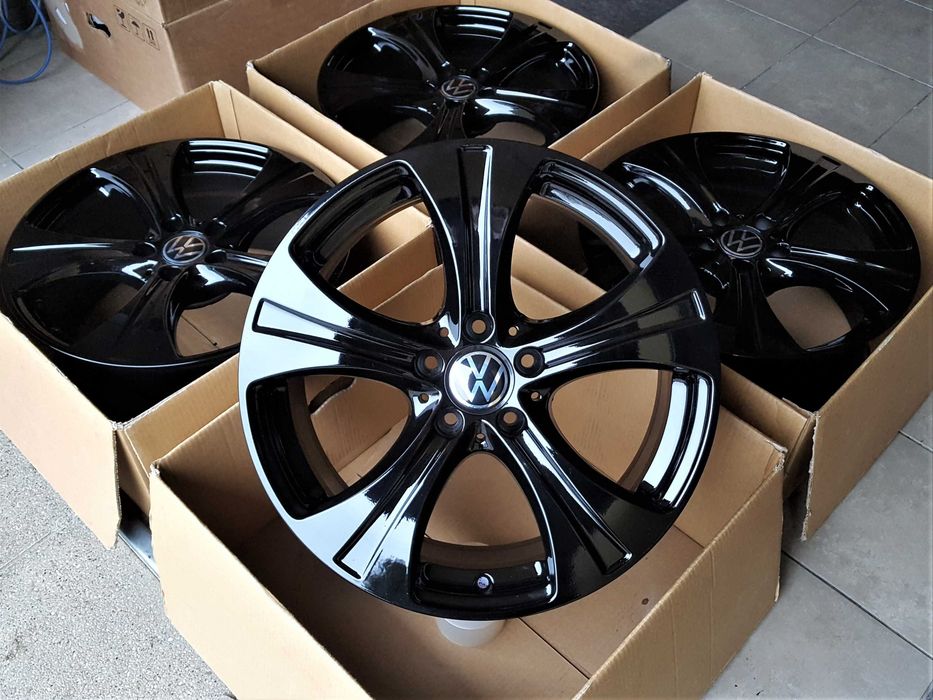 Alufelgi 18 5x112 VW Passat Tiguan Sirocco Arteon Czarne 632#