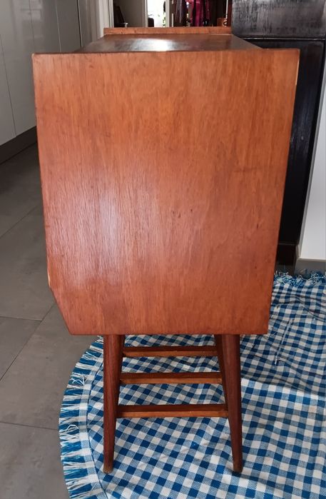 Móvel de apoio vintage