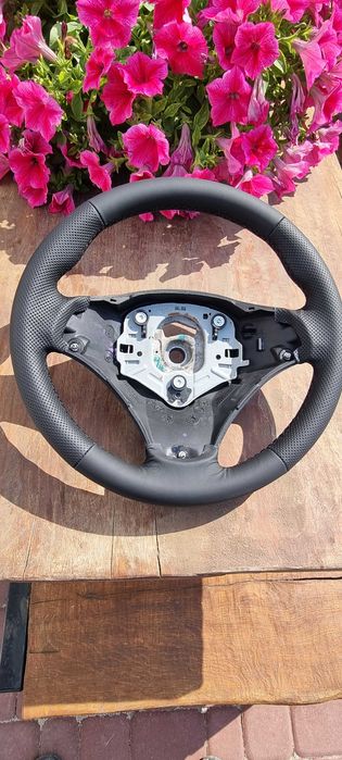 NOWA kierownica skórzana, szybka wysyłka, obszywanie