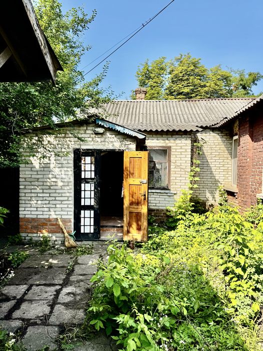 Продам 1 кімнатну квартиру в місті Люботин