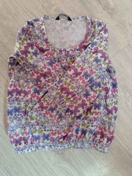 Bluzka-sweter 92.