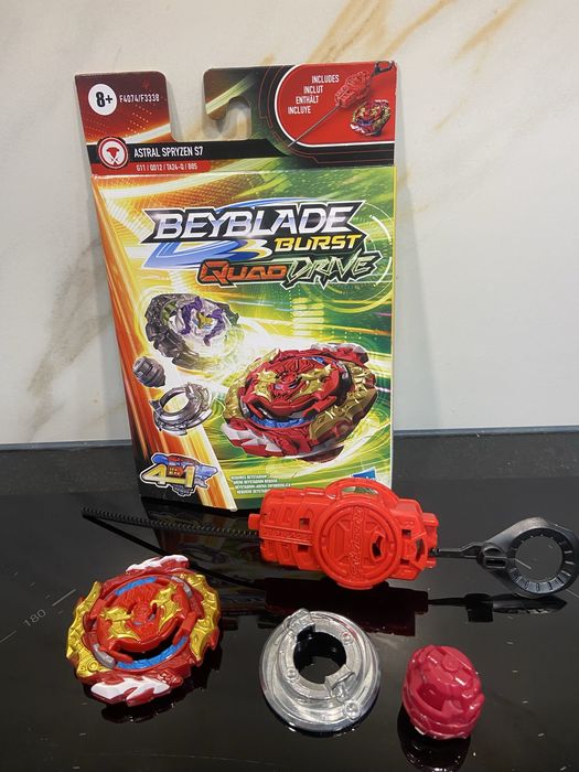 Beyblade QuadDrive B-188 Astral Spryzen