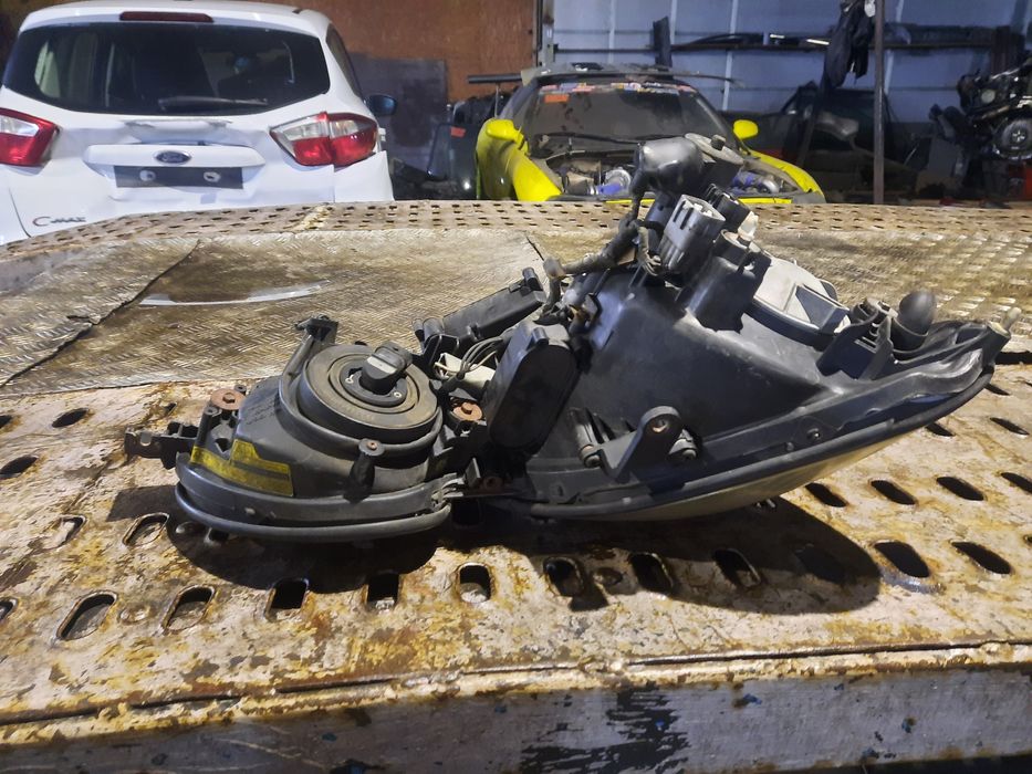 Lexus gs 300 mk ll 2 lampa przednie xenon