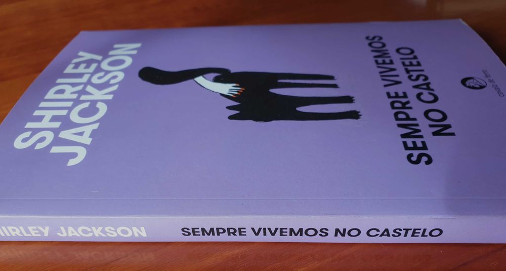 Sempre Vivemos no Castelo - Shirley Jackson (portes incluídos)