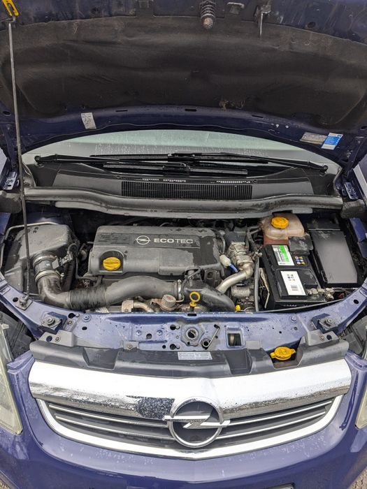 Opel zafira b 1.7cdti 2010 7містць