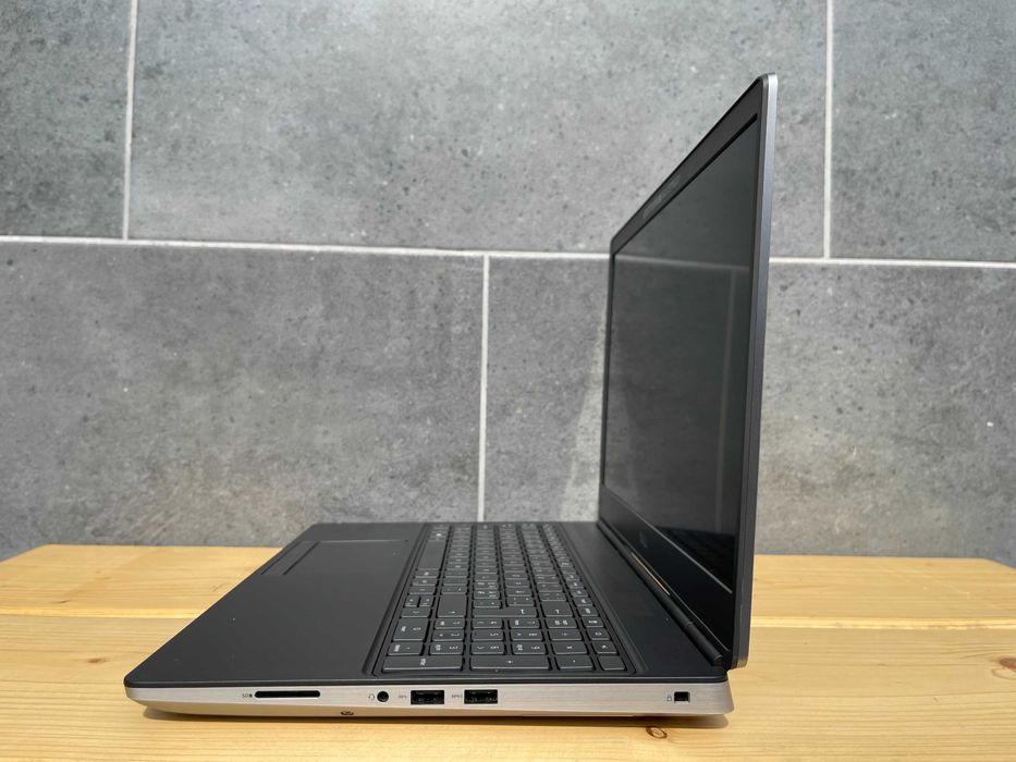 Dell Precision 7550/i9-10885H/64Gb/1TB/15"/IPS/RTX 5000 (16Gb)Гарантія