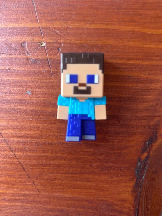 Обмін!Kinder joy Minecraft Steve/Кіндер джой фігурка Стів