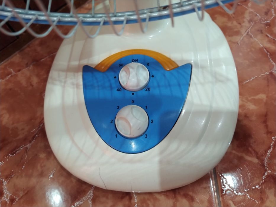 Ventoinha ventilador de mesa  casa quarto apartamento vivenda escritório gabinete carro.