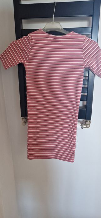 Sukienka Reserved 128