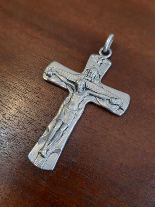 Crucifixo de prata Topázio (Portugal) séc. XX