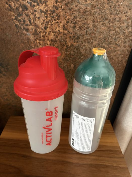 Bidon Shaker Szejker butelka na wodę odżywkę białko odżywki