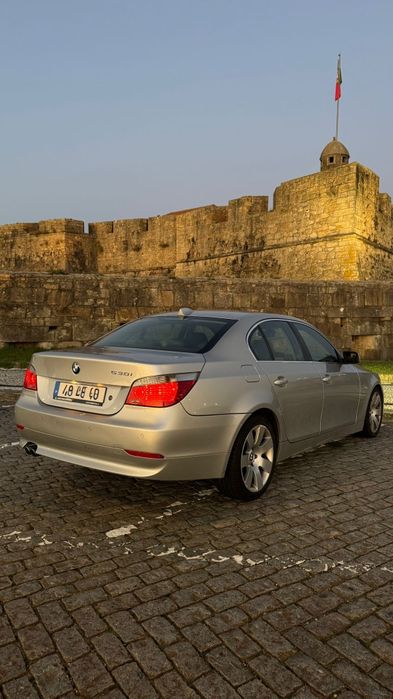 Troco BMW 530i ano 2005 nacional