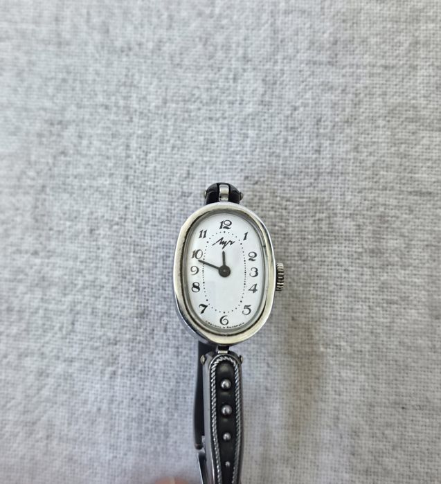 Damski zegarek mechaniczny Łucz Luch Made in Belarus vintage