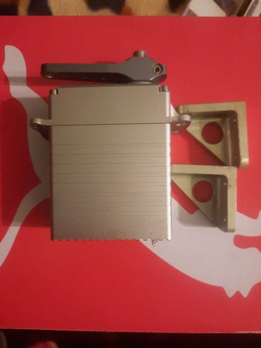 Серводвигатель с