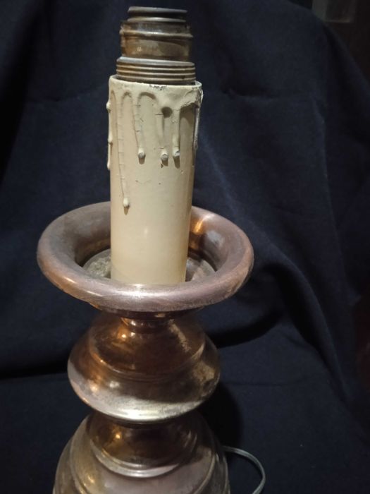 Candeeiro antigo a funcionar