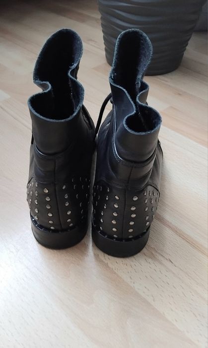 Skórzane botki workery.