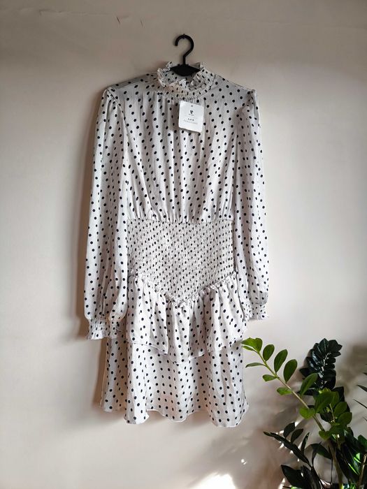 Sukienka V by Very klasyczne czarne grochy na białym tle -rozmiar M/38