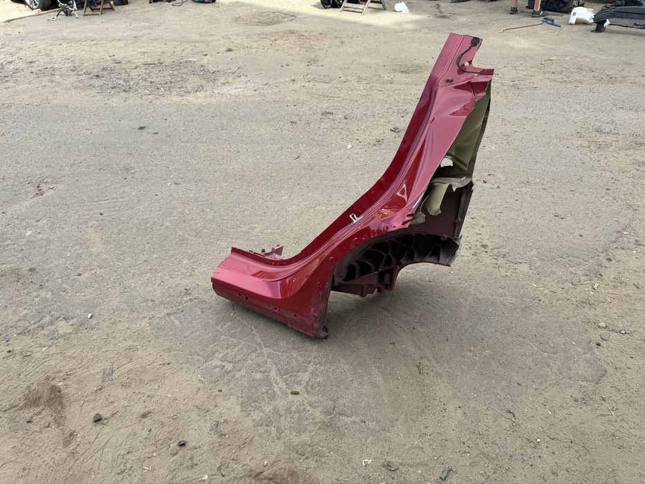 Trsla Model Y задний левый сапожок порог оригинал разборка