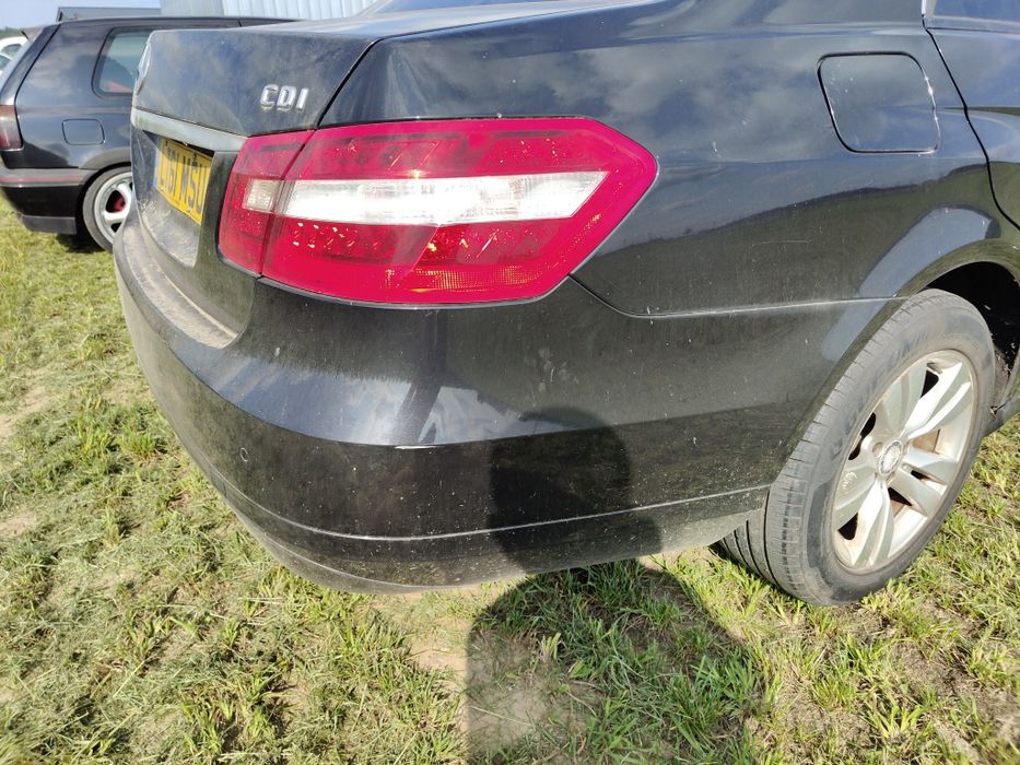 Zderzak tylny Mercedes w212 kolor 197
