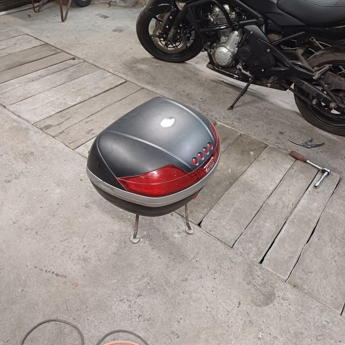 Kufer centralny Kawasaki er6n komplet