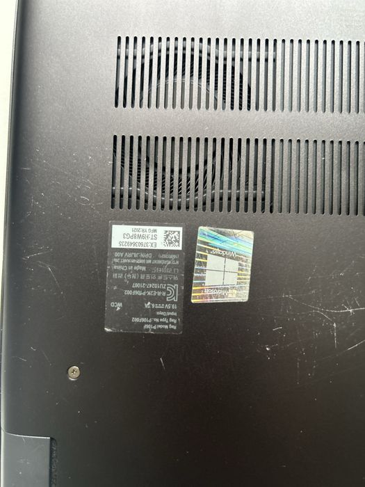 Dell Vostro 15 7510 i7 64 GB RAM RTX 3050 Ti 1 TB SSD Windows 11 Pro