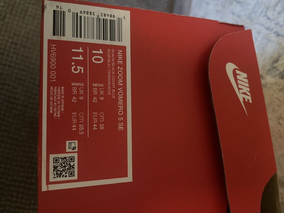 Кроссовки Nike Zoom Vomero 5 43р