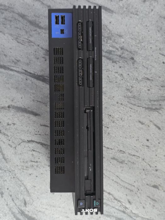 Playstation 2 + modchip + 3 gry