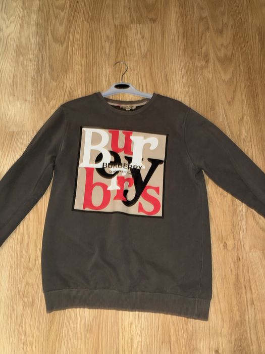 свитшот burberry m size в хорошем состоянии без дифектов