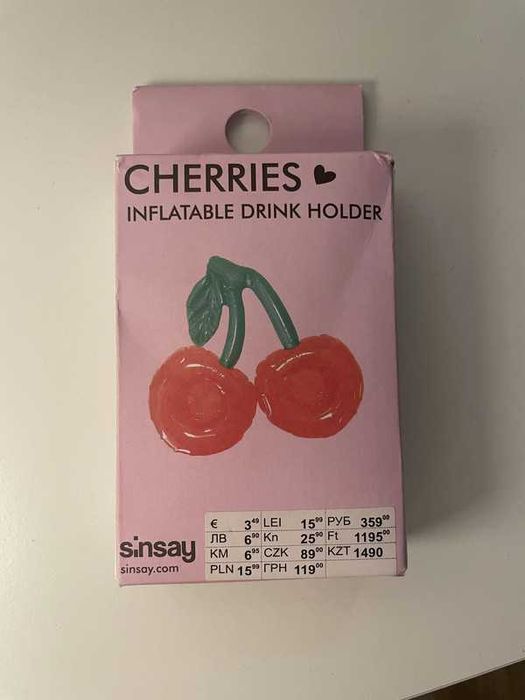 nadmuchiwany uchwyt do napoi do basenu