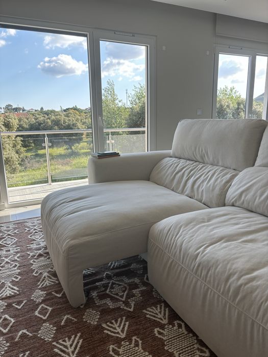 Sofá-cama Bege Novo Deep Gato Preto