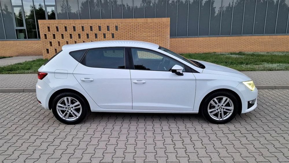 Seat Leon FR 1.4 TSI 125 KM Kamera Skóra Full Led Salon PL