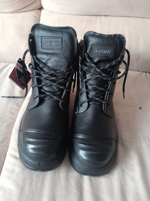 Продам ботінки шкіряні