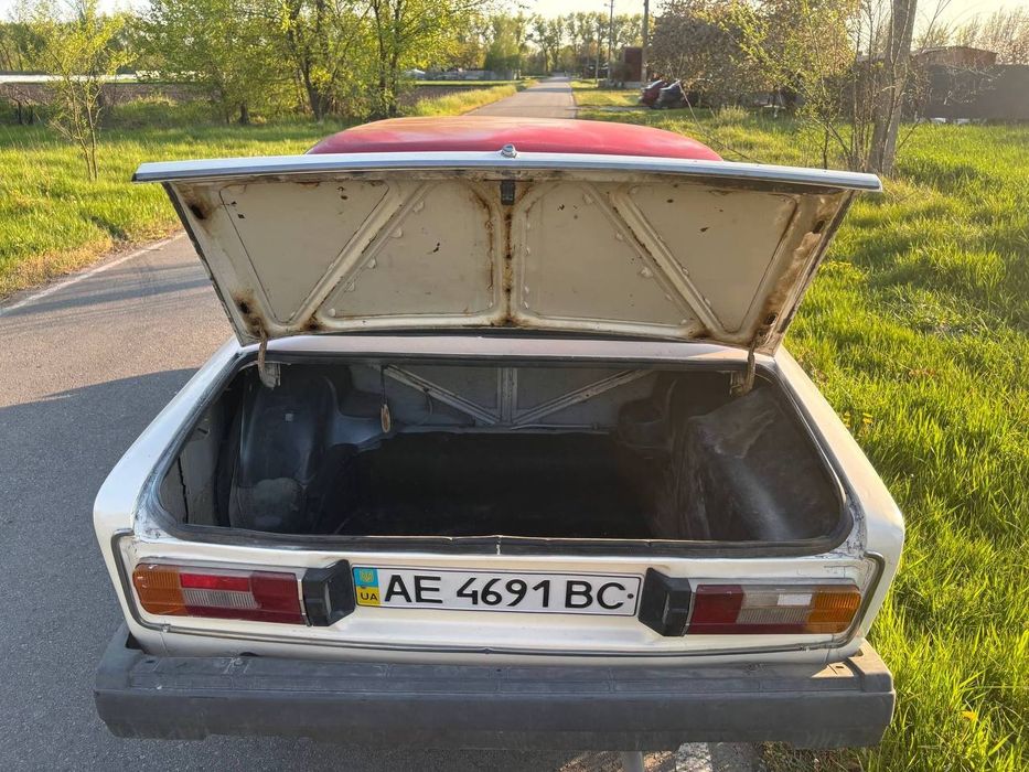 Продам машину вас 2106
