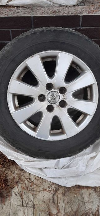 Оригінальні диска Camry 40
