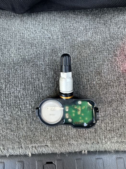 Датчик давления в шинах Toyota/Lexus PMV-C210