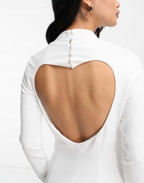 Slubna maxi zdobiony tył poprawiny przebranie ślub True Violet