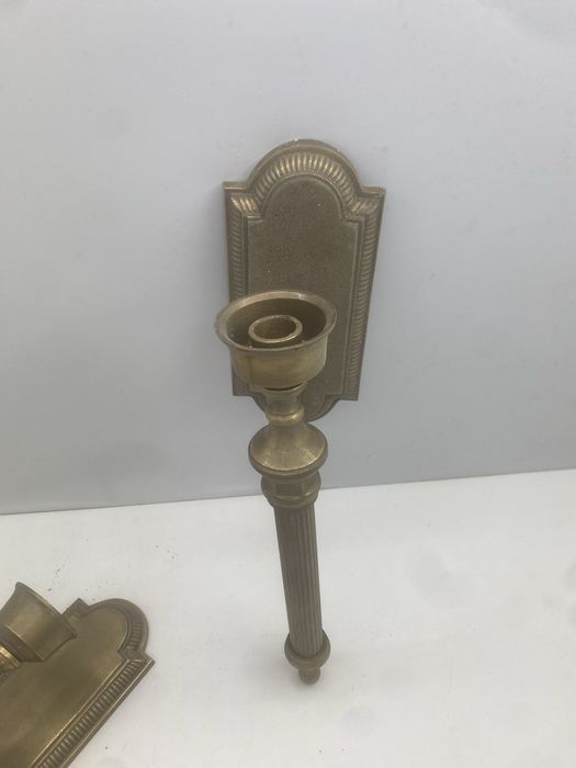 Candelabros em latao